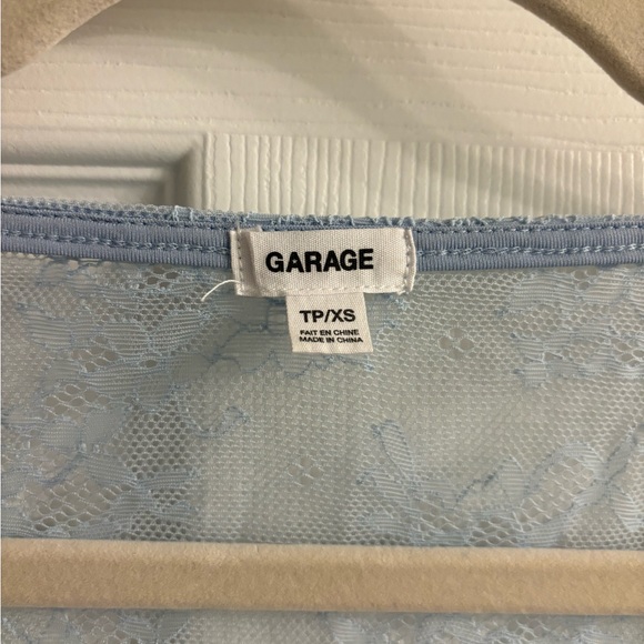 Garage Lace Blue Tee - Picture 4 of 4